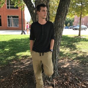 Meet your Posher, Daniel